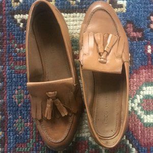 Leather tassel loafers